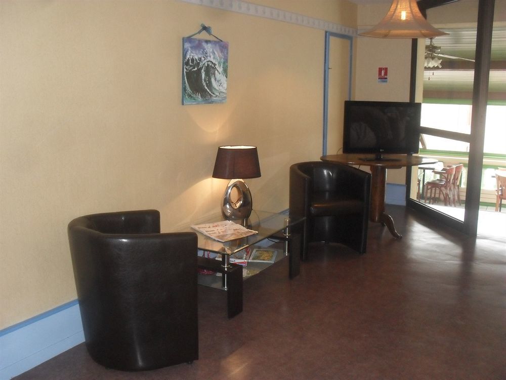 Logis Hotel Restaurant & Pizzeria Vuillot Cuiseaux Екстер'єр фото